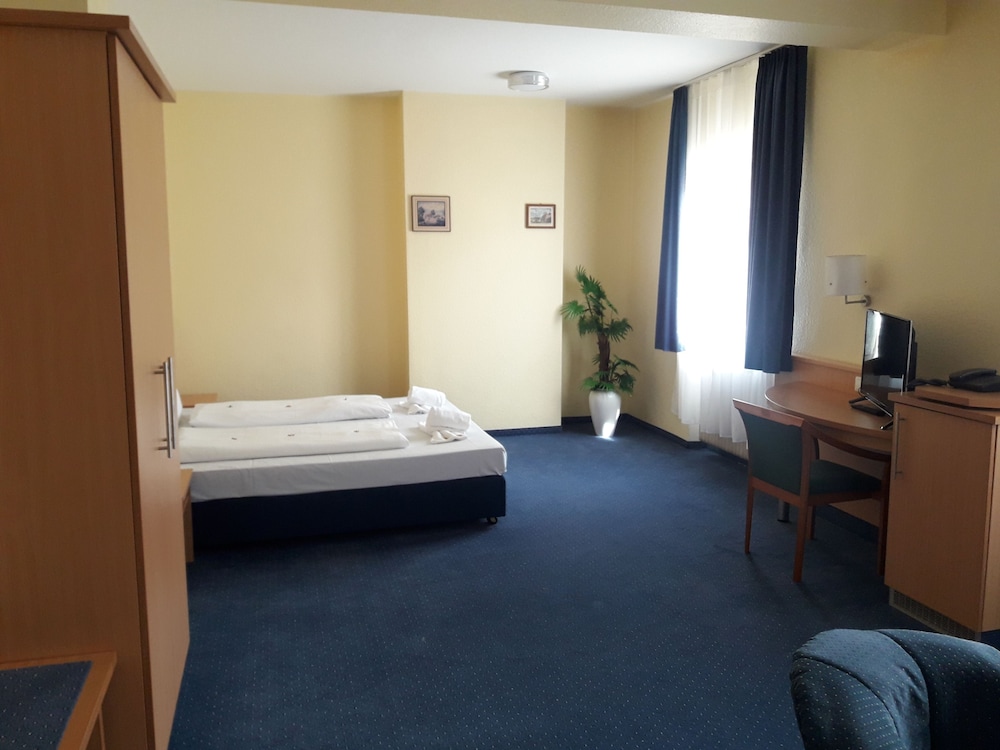 Family Triple Room photo 2