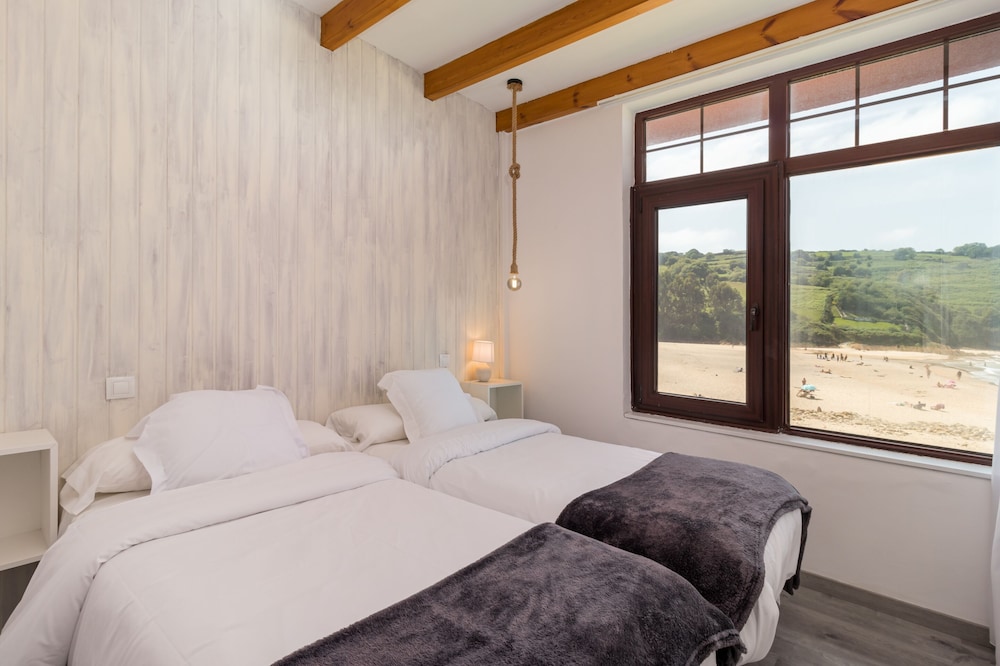 Double Room, Private Bathroom, Sea View - Photo 2