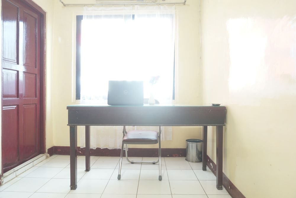 Standard Double Room - Photo 9
