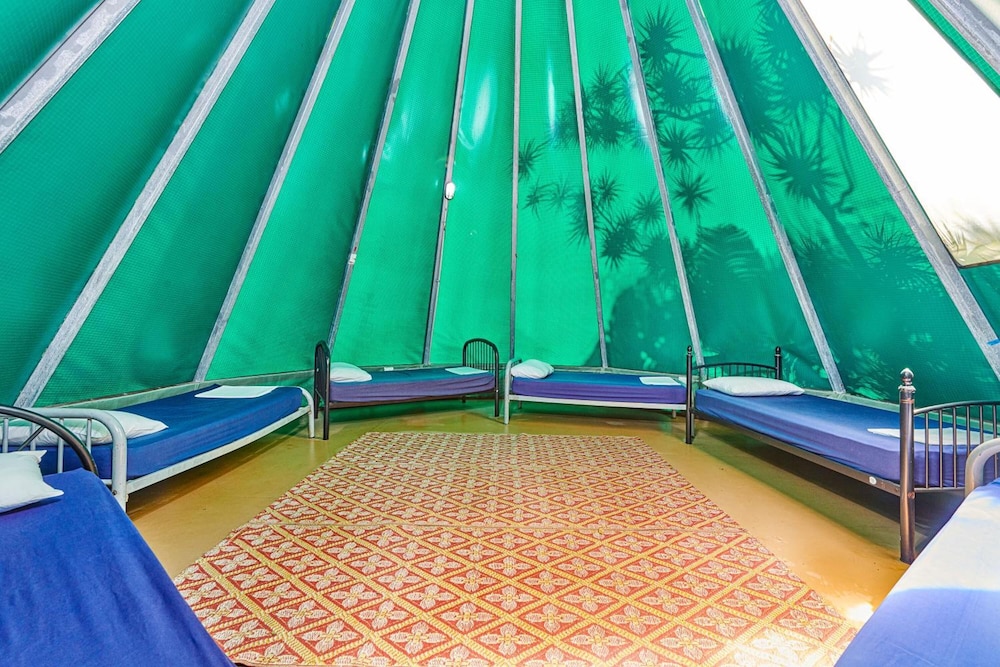 10 Share Teepee photo 3