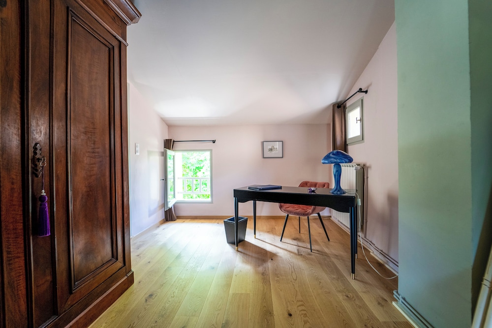 Deluxe Double Room, Garden View photo 3