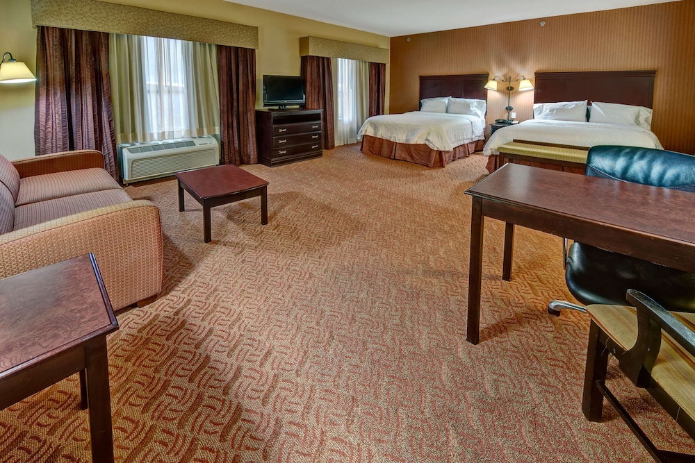 Suite, 2 Queen Beds, Non Smoking - Photo 2