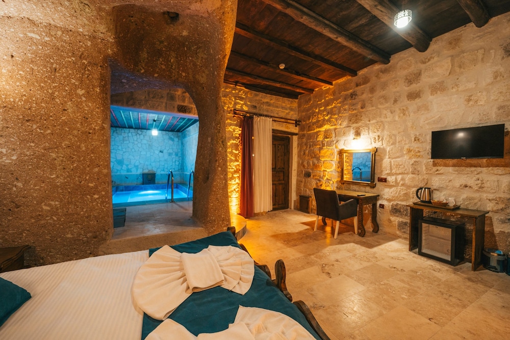 Traditional Room, Private Pool photo 2