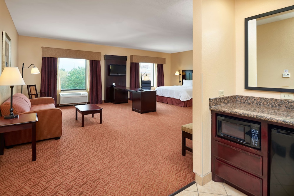 Studio Suite, Multiple Beds, Non Smoking - Photo 4