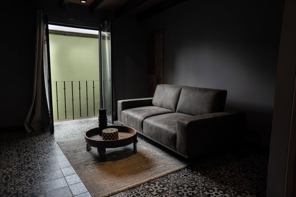 Gallery Suite, Balcony, Courtyard View photo 3