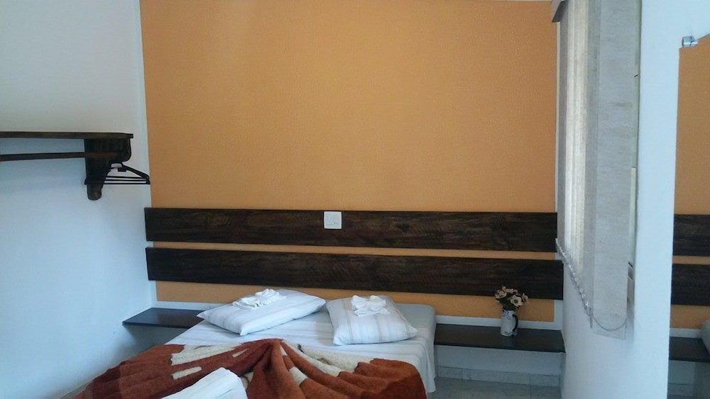 Economy Double Room photo 3