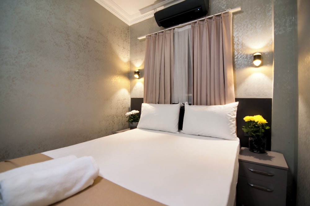 Economy Double Room photo 1