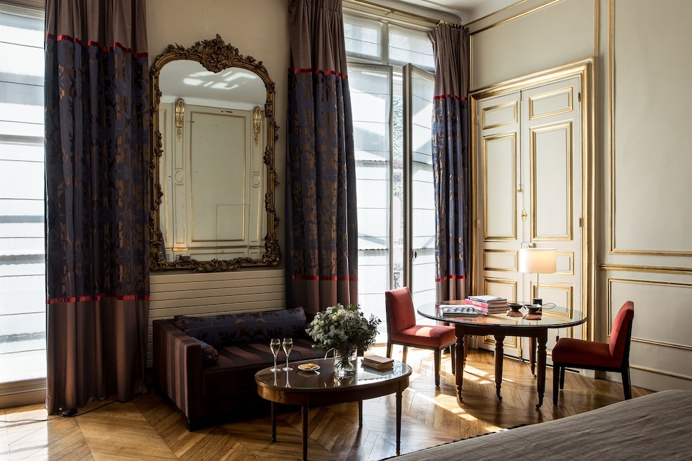 Junior Suite Mansart photo 1