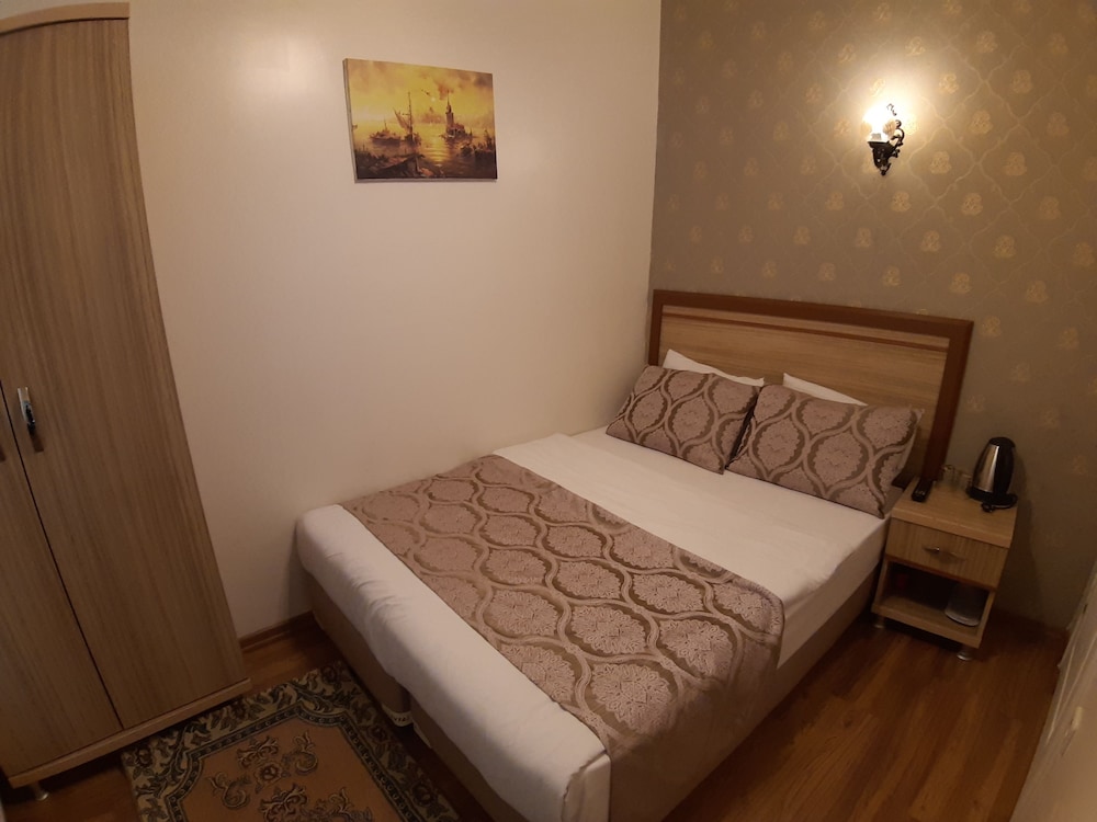 Standard Double Room photo 3