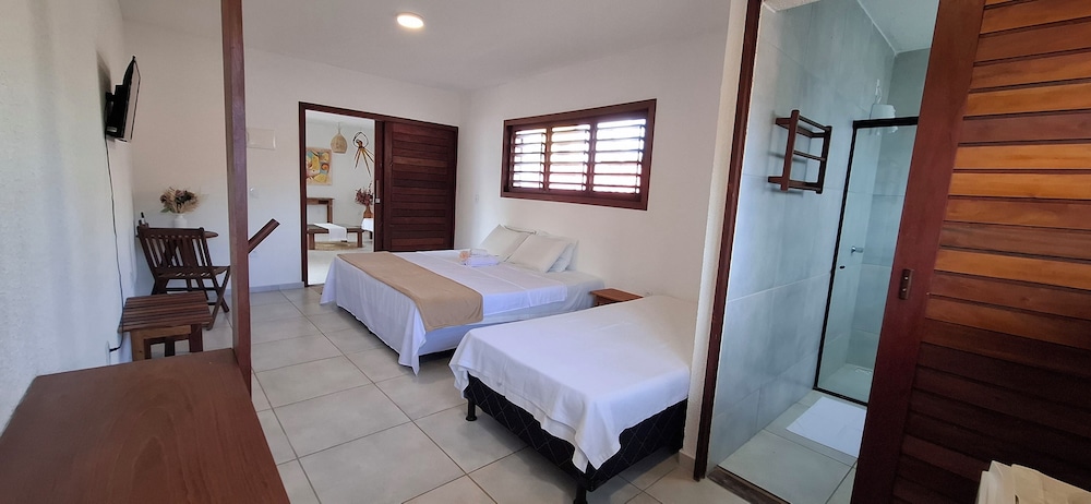 Deluxe Triple Room, Multiple Beds photo 1
