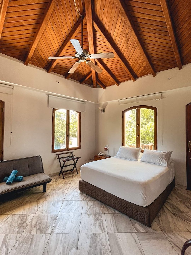 Junior Suite, 1 Double Bed with Sofa bed, Balcony photo 1