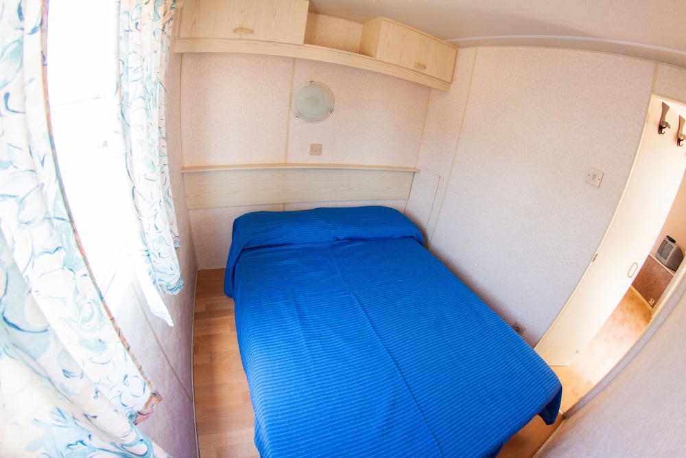 Economy Mobile Home photo 1