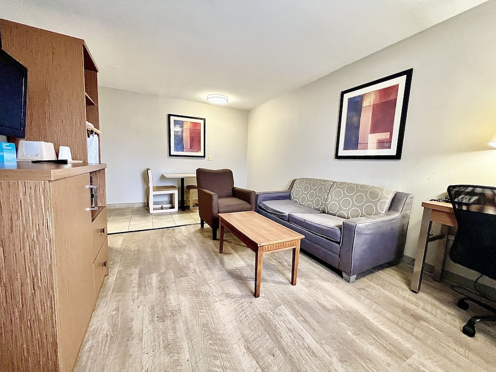 Suite, 2 Double Beds, Non Smoking