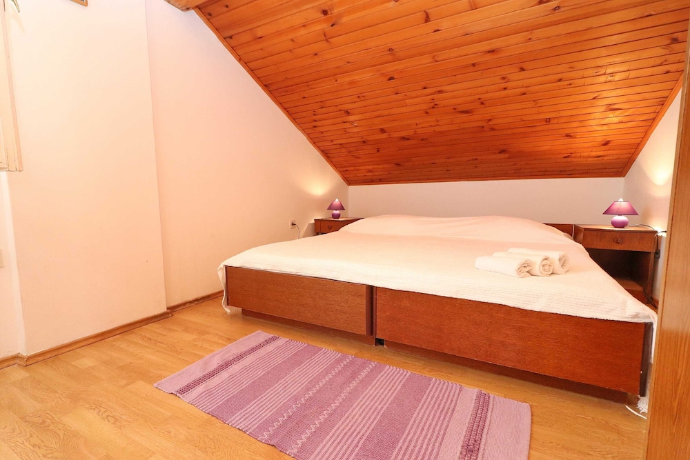 Apartment (Three Bedroom Apartment With Sea View) photo 1