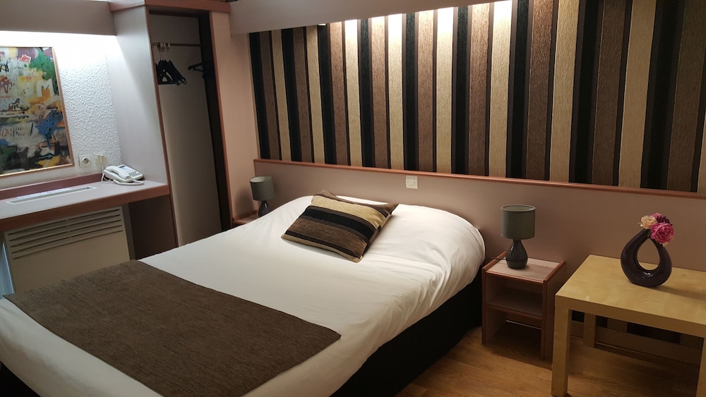 Standard Triple Room photo 2