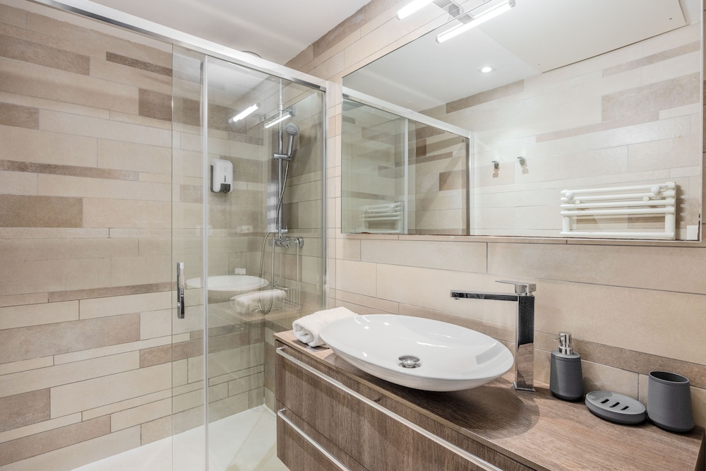 Executive Apartment, 2 Bedrooms, Terrace, Sea View photo 3