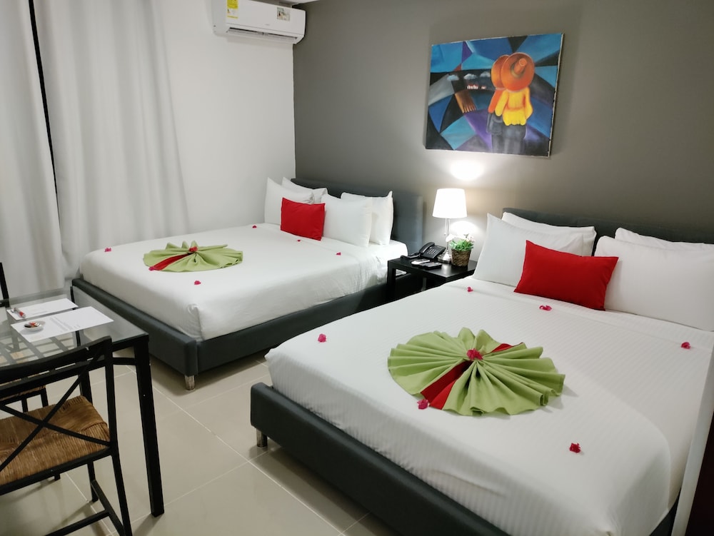 Deluxe Double Room, 2 Double Beds photo 3