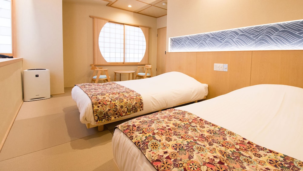 Modern Style Twin Room, Non Smoking