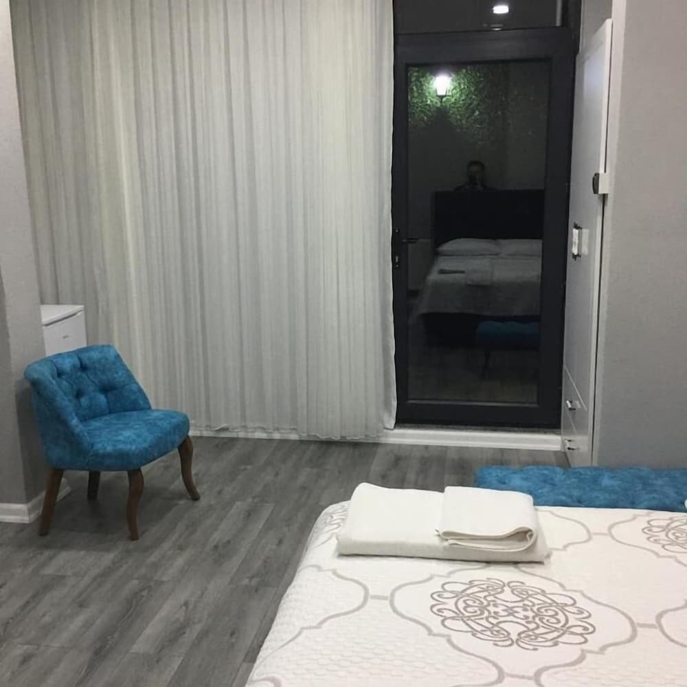 Basic Twin Room