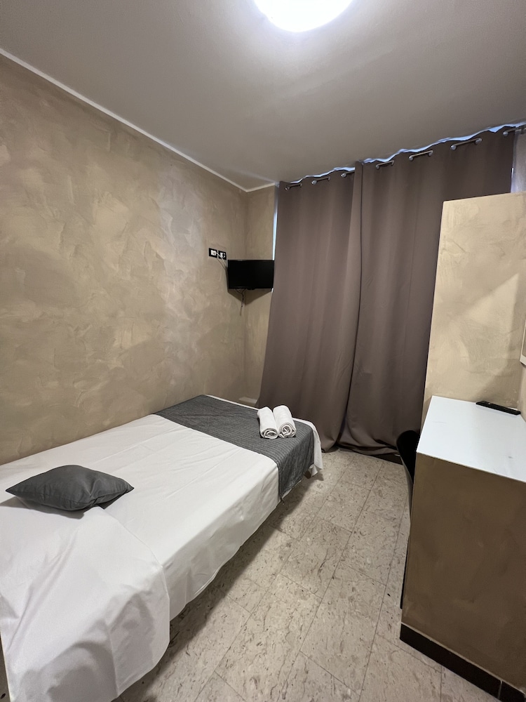 Basic Double Or Twin Room