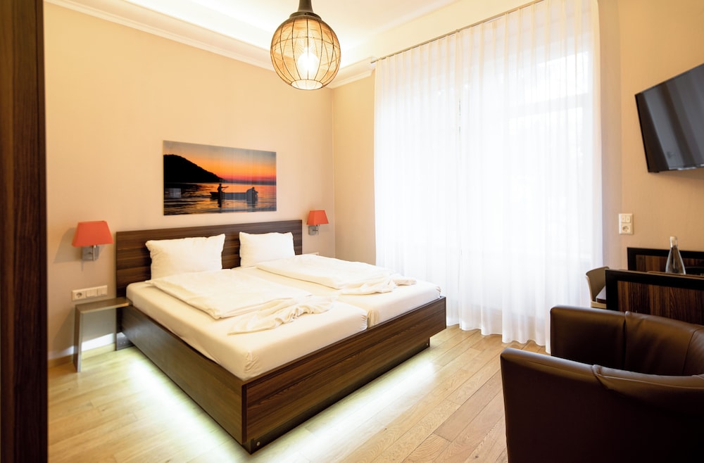 Doppelzimmer mit Balkon