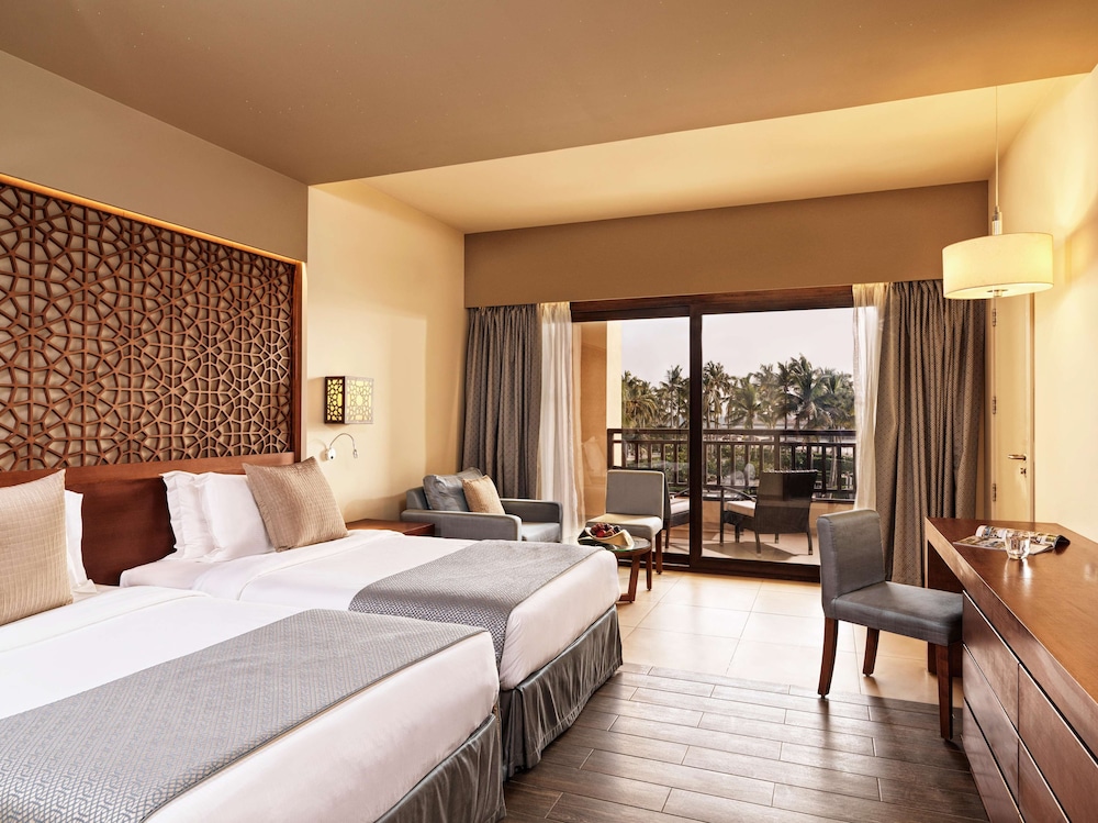 Deluxe Pool and Lagoon view Room Twin Beds With Aqua Park Entrance