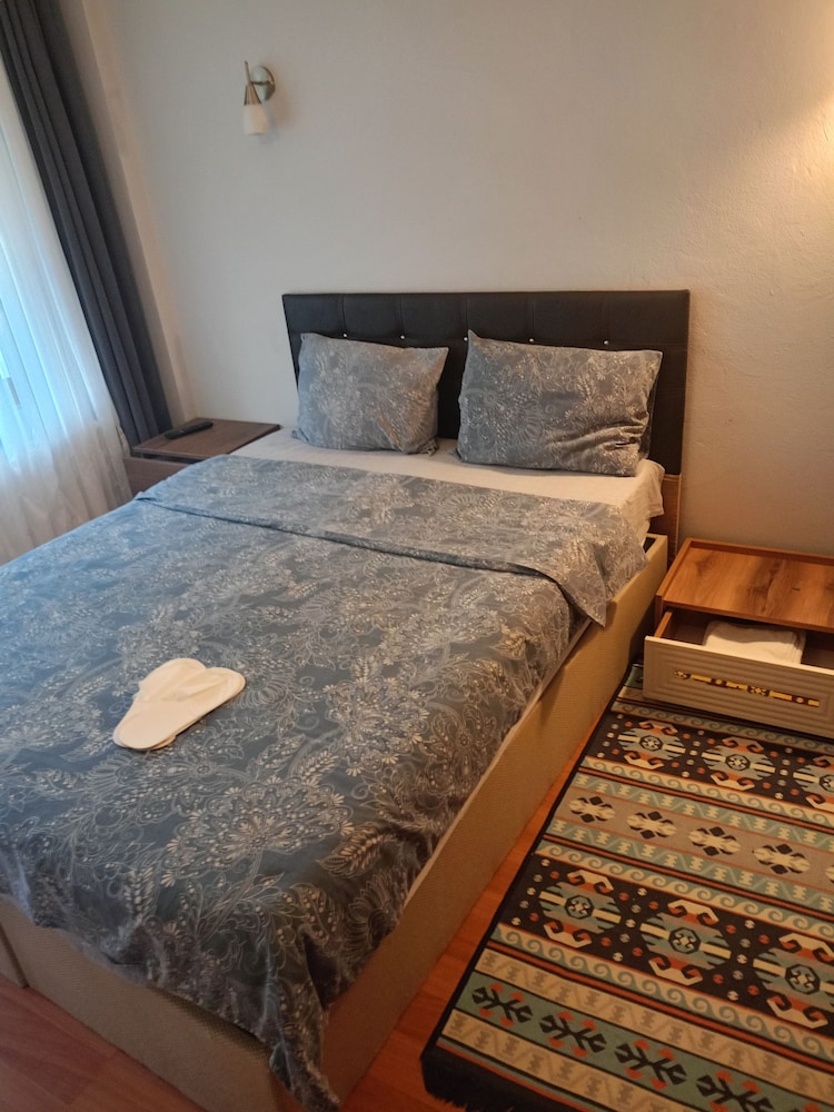 Economy Double Room, Mountain View