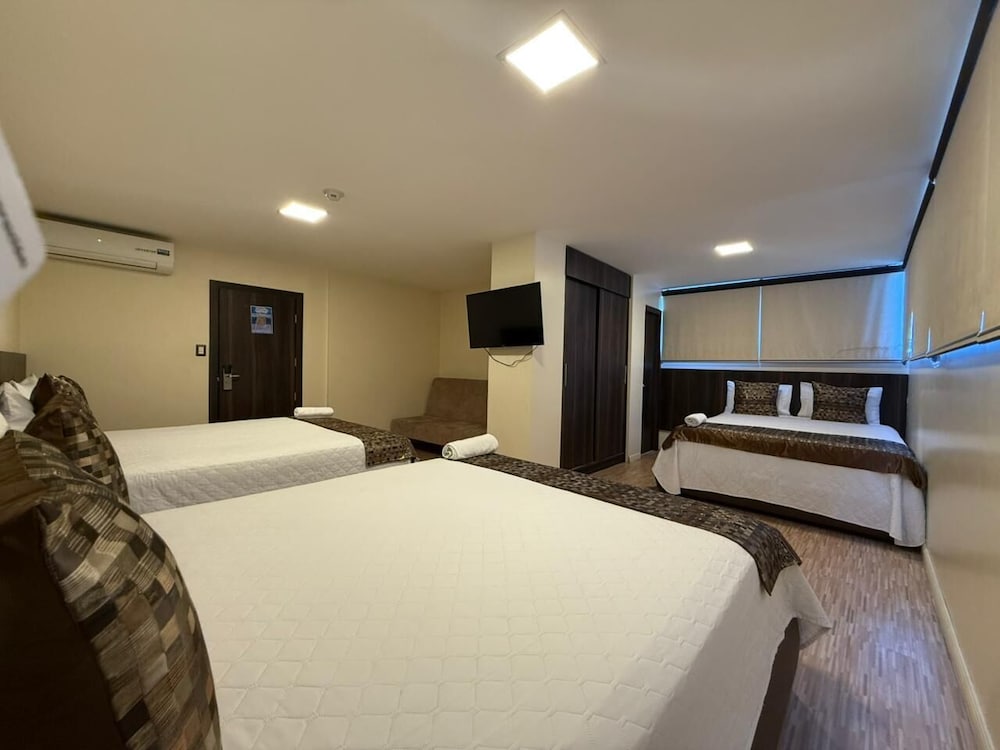 Family Triple Room, Mixed Dorm