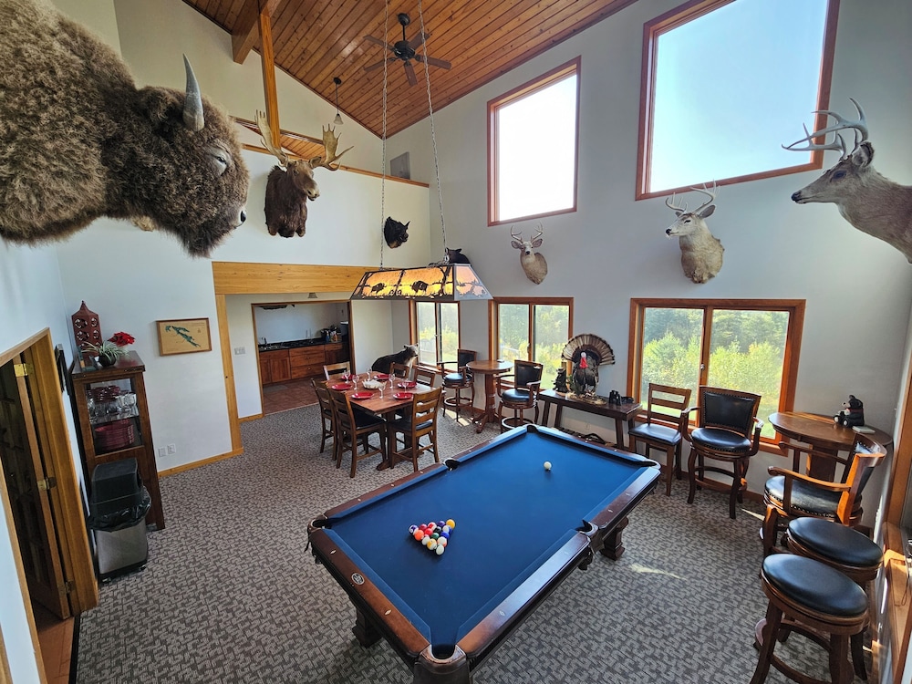 Bear Mountain Lodge Guest House photo 2