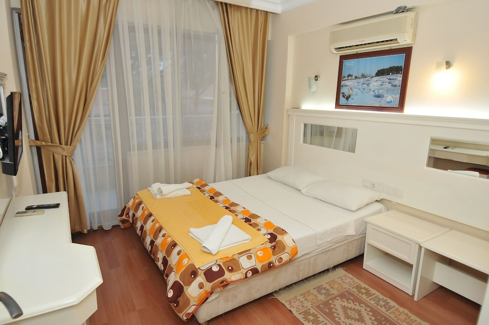 Standard Double Room photo 1