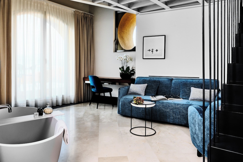 Corner Suite with Terrace see and mountains view- Adults only