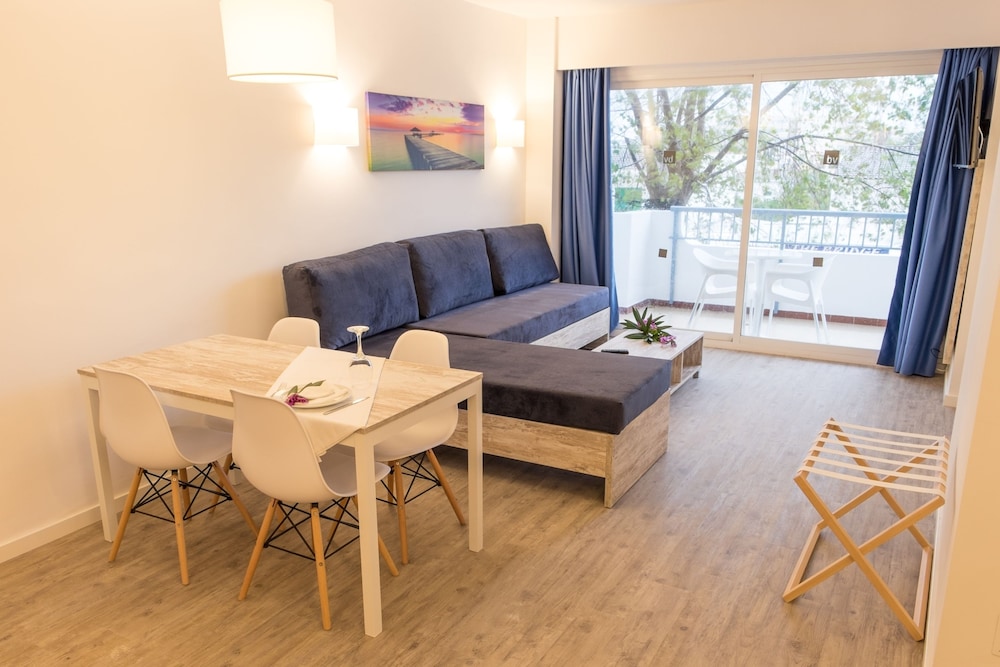 Apartment, 1 Bedroom, Balcony (4 Adults)