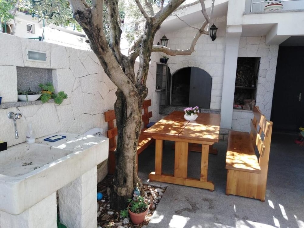 Apartment (Seka - with parking - 3 - A3(2+2))
