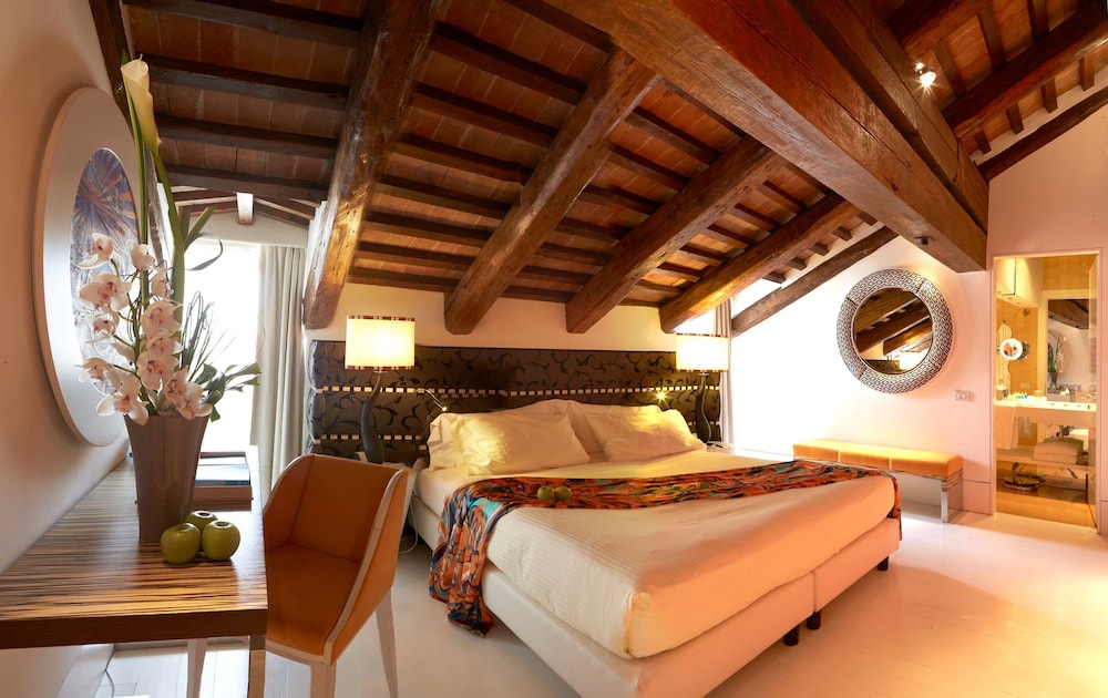 Superior Suite with Grand Canal View