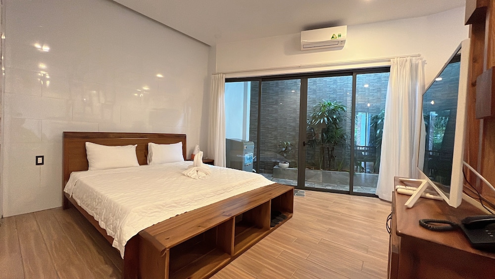 Executive Studio Suite