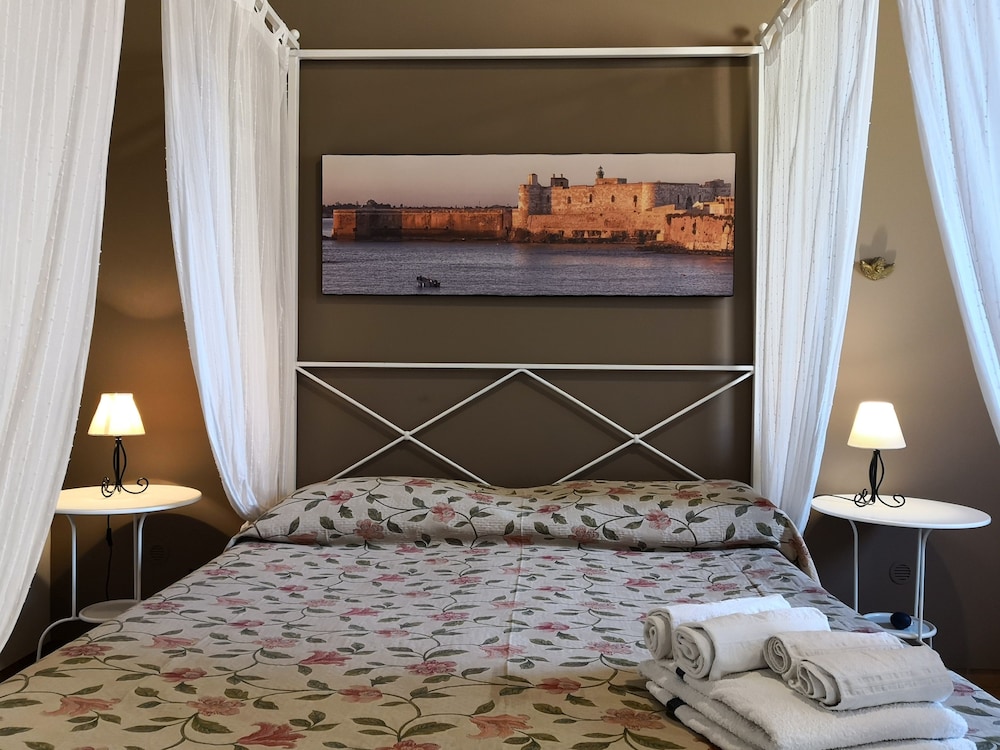 Deluxe Room, Garden View photo 1