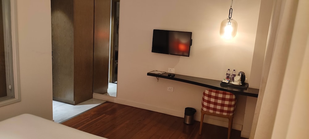 Deluxe Room - Photo 4