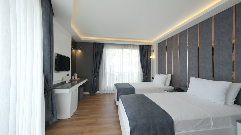 Superior Twin Room - Photo 3