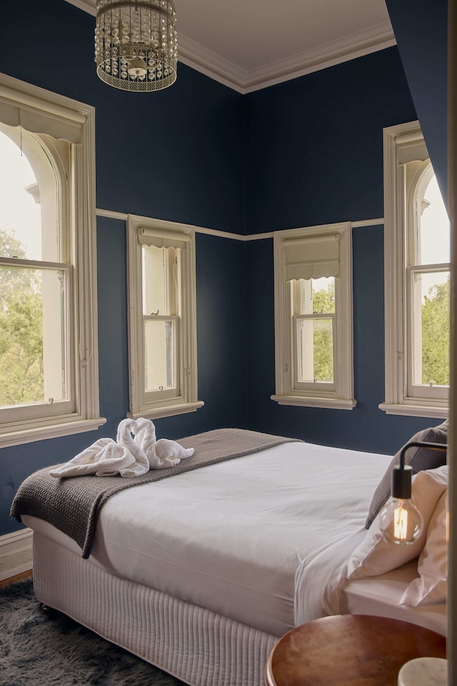 Tower Suite - Photo 5