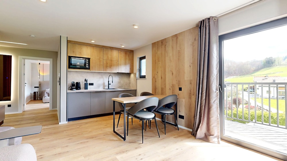 Signature Apartment, Multiple Beds, Mountain View photo 1