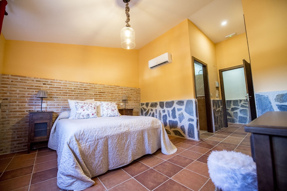 Deluxe Double Room, Mountain View photo 2