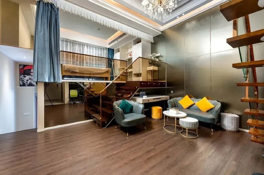 Superior Suite, City View