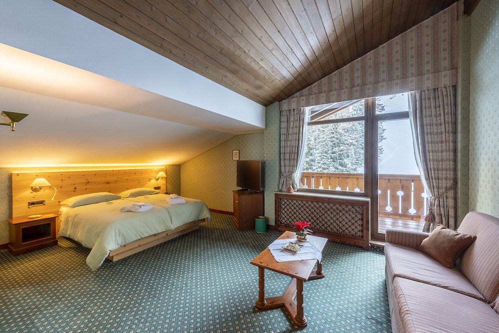 Grand Suite, Mountain View photo 1