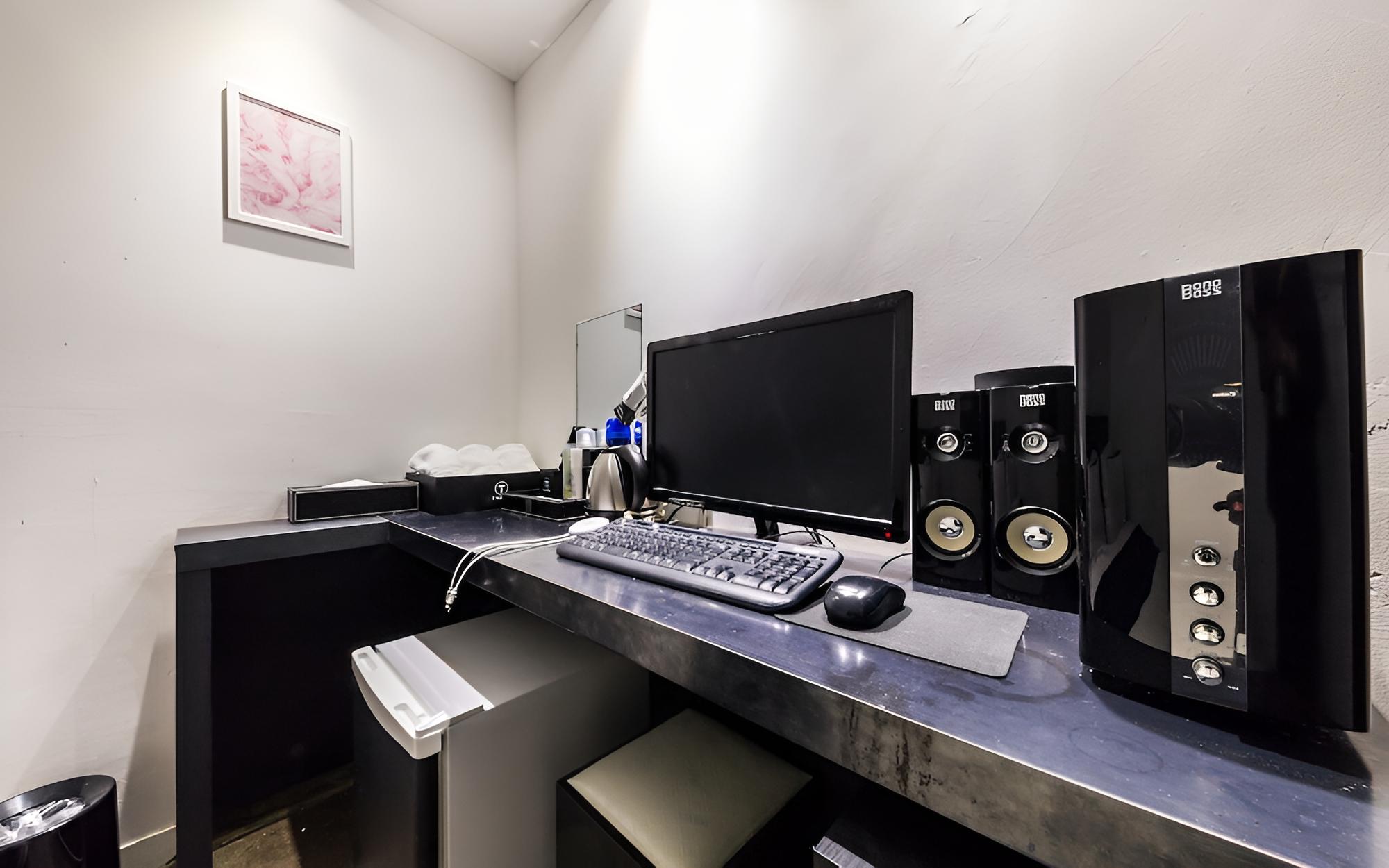 Room (Standard A) - Photo 3