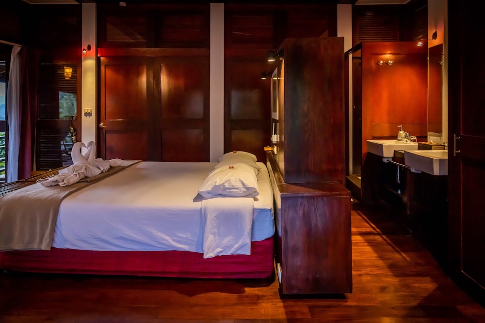 Deluxe Double or Twin Room, Balcony photo 2