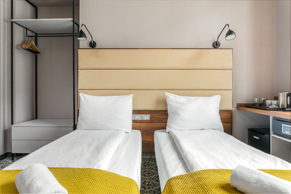 Premium Double or Twin Room photo 3