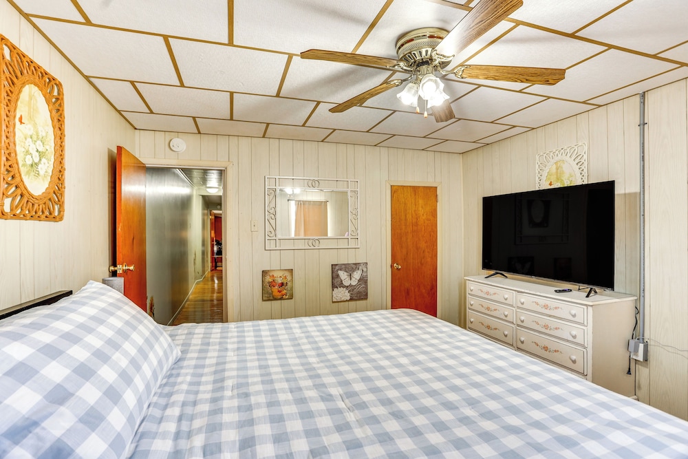 House (4 Bedrooms) photo 2