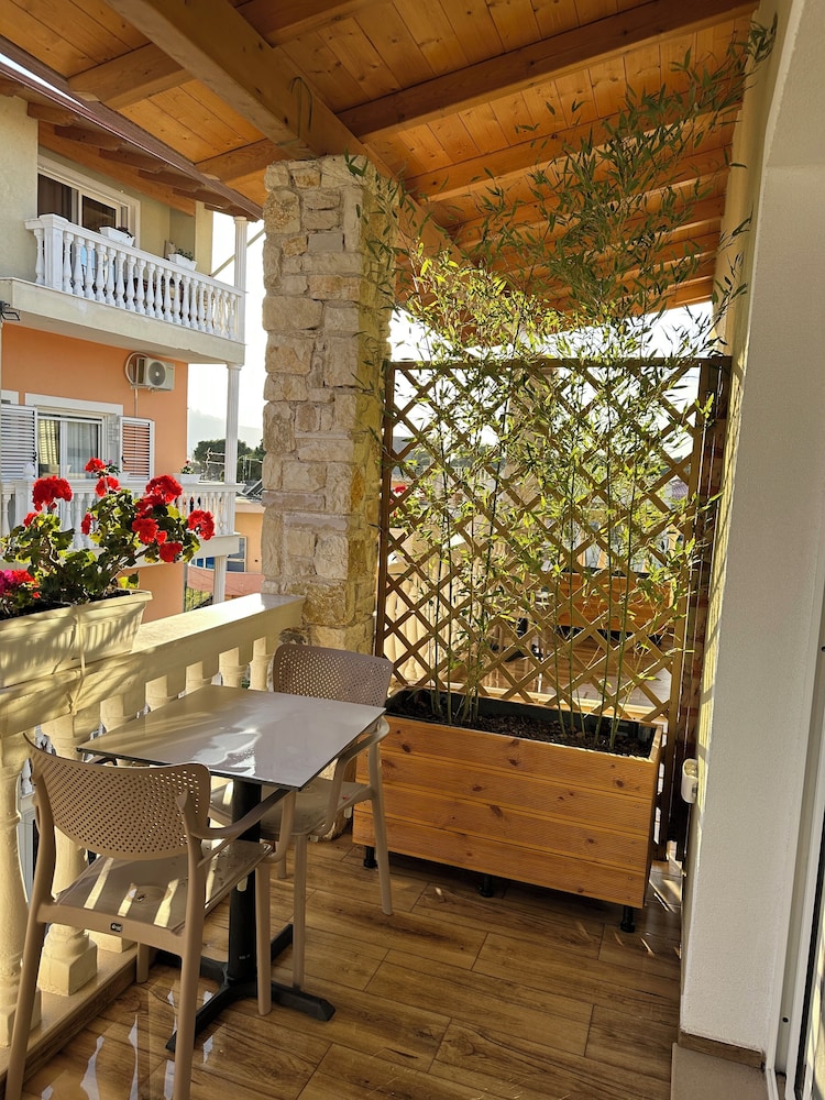 Billede 4 af Deluxe Double Room, Balcony, Garden View