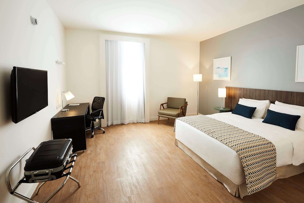 Standard Room, Multiple Beds photo 3