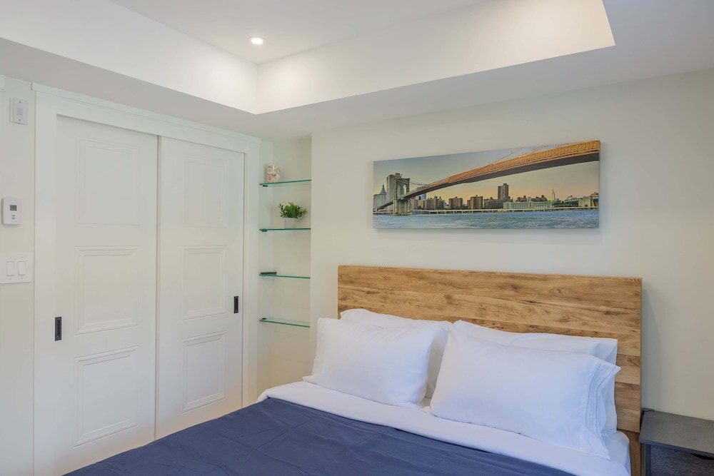 Deluxe Suite, 2 Bedrooms, Non Smoking, Lake View